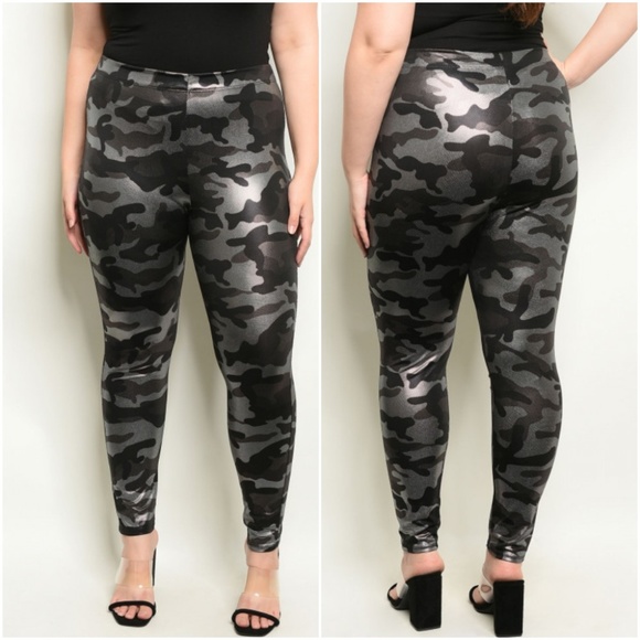 Trend Setter Diva Boutique Pants - METALLIC BLACK & SILVER LEGGINGS